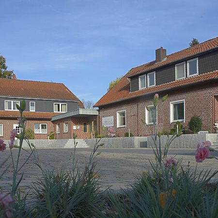 Hotel Zur Erholung & Restaurant Amme'S Landhaus Eicklingen Exterior foto