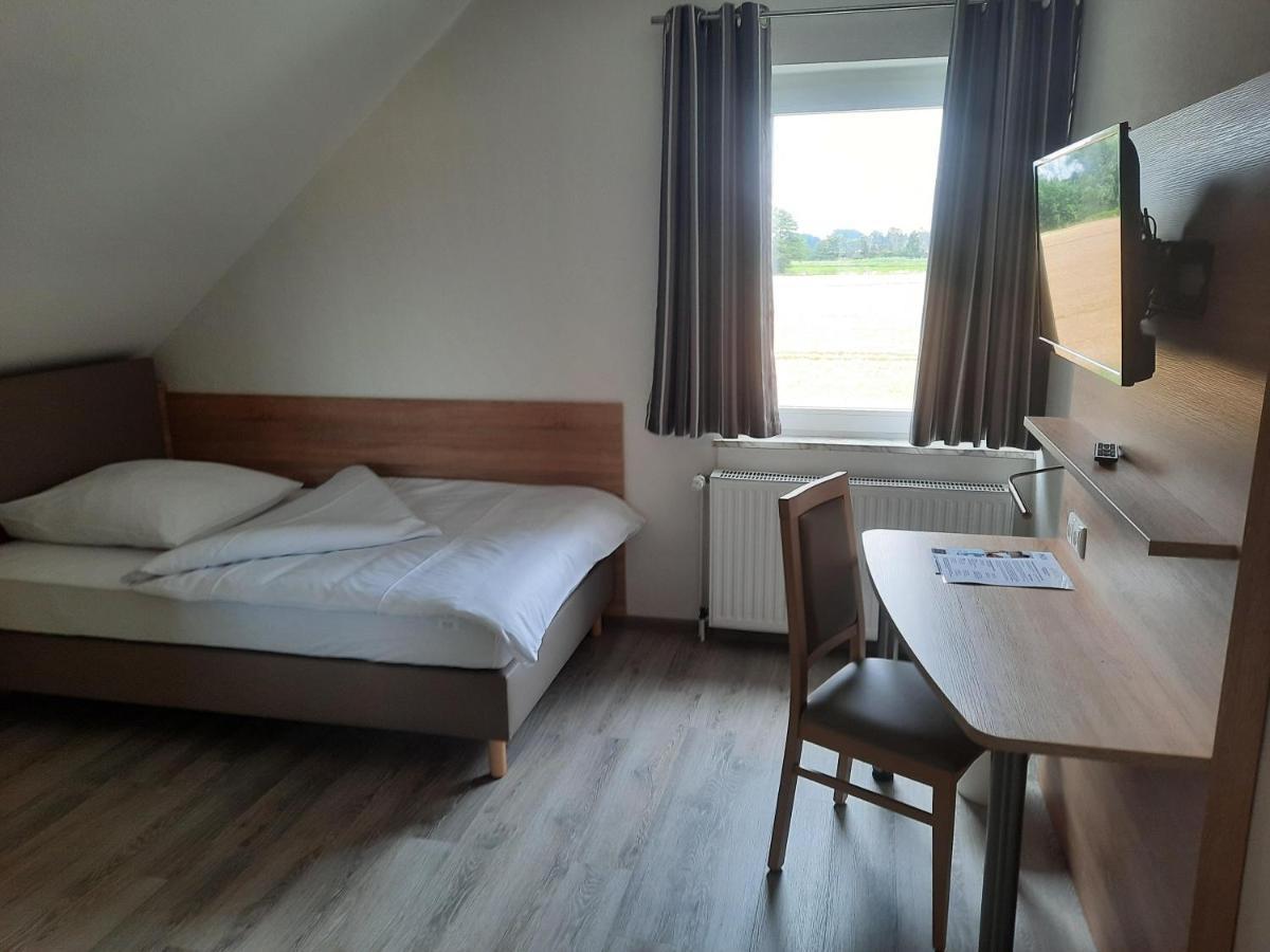 Hotel Zur Erholung & Restaurant Amme'S Landhaus Eicklingen Exterior foto